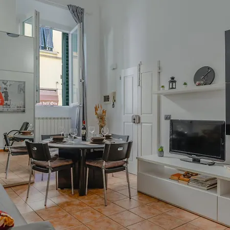 Apartamento Santa Croce 23, Solo 8 Minuti Dal Duomo Florencia Exterior foto